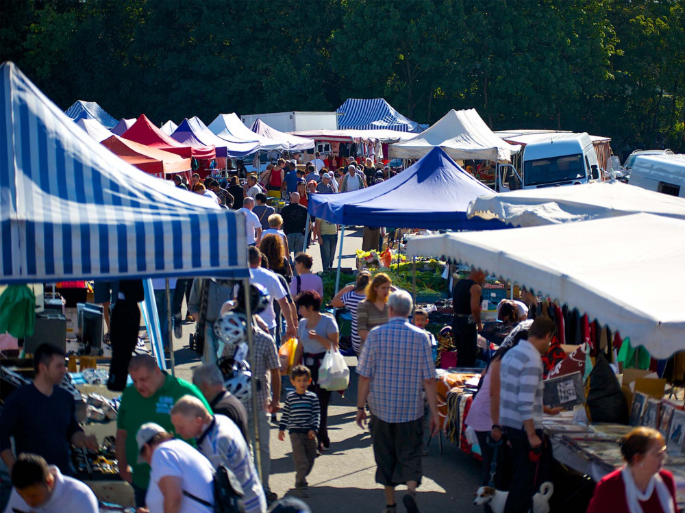 Flohmarkt im Autokino