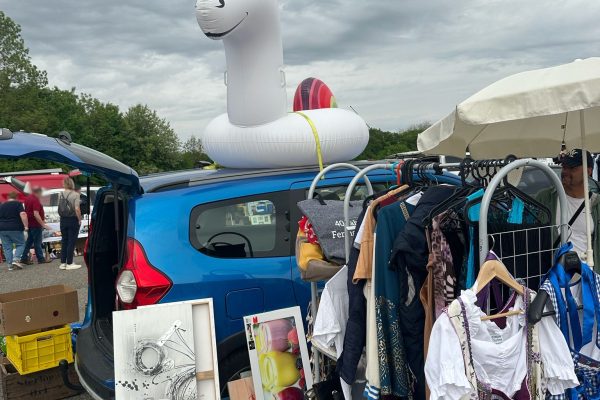 Drive In Autokinos | München Aschheim Flohmarkt 1