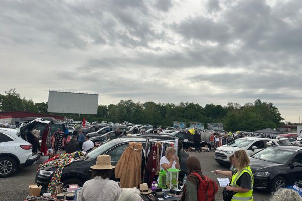 Drive In Autokinos | München Aschheim Flohmarkt 3